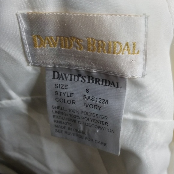 DAVID'S BRIDAL Wedding Dress Size 8 Ivory - Picture 7 of 7